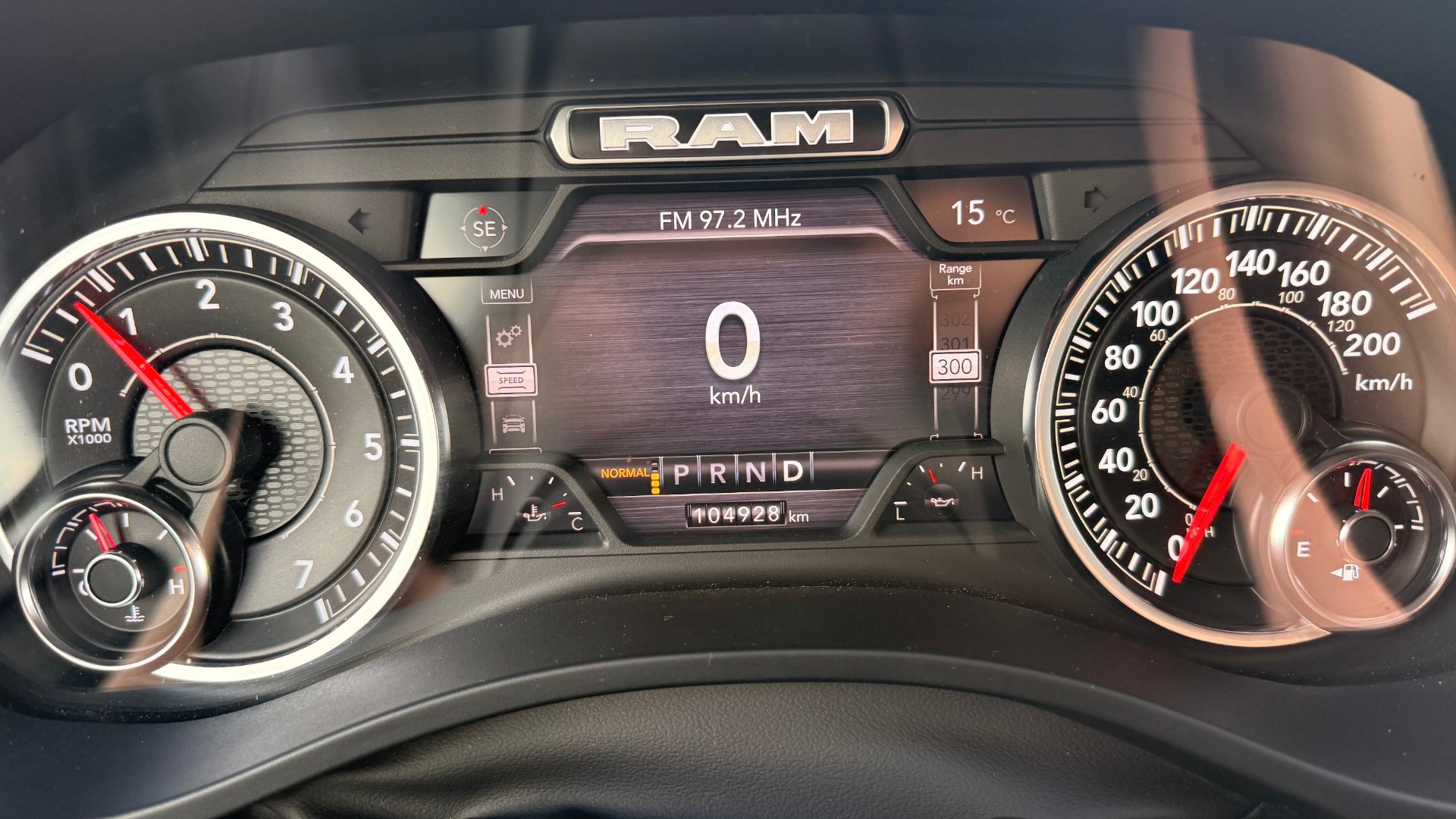 Dodge RAM 1500 5.7i V8 295kW
