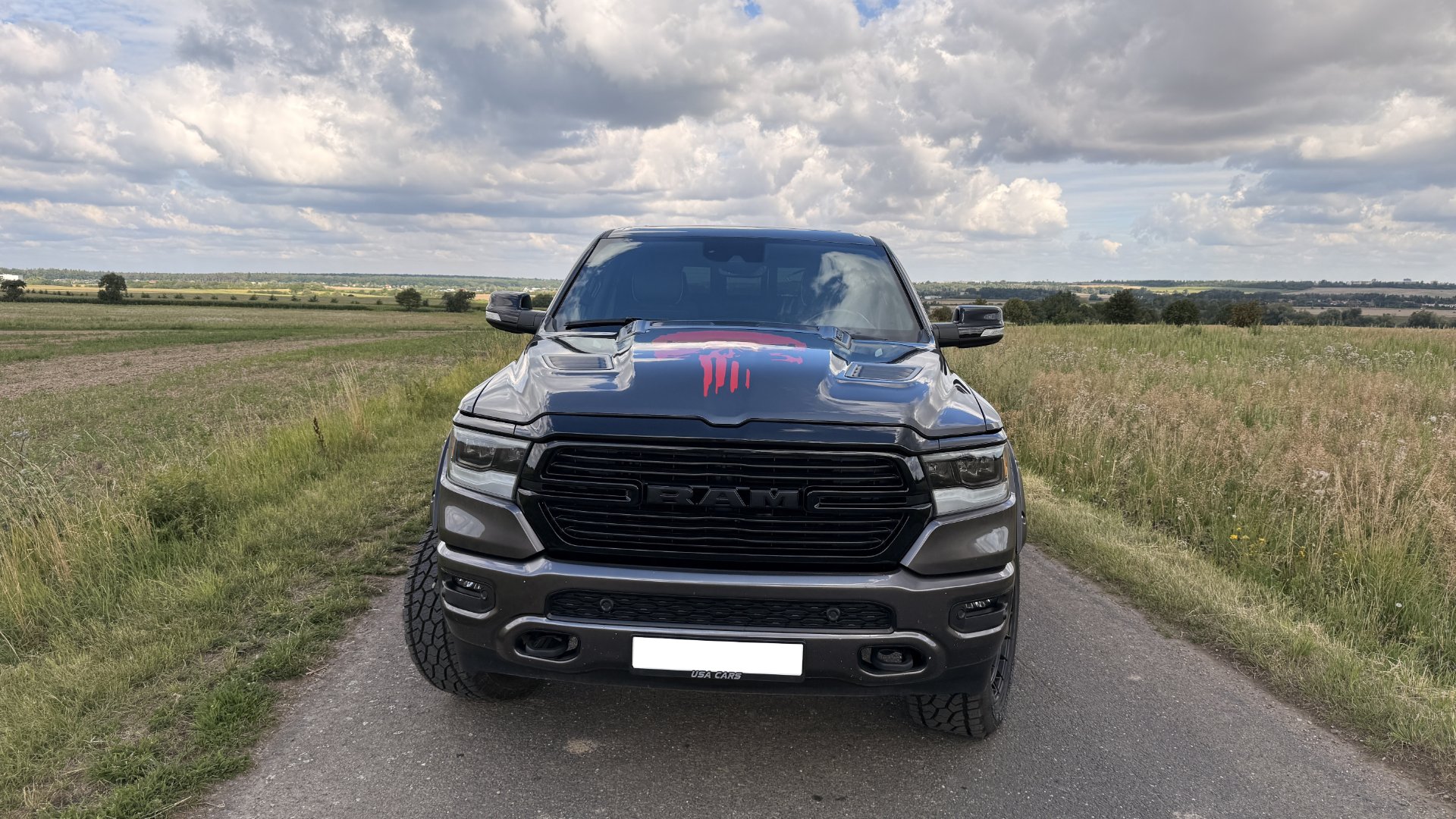 Dodge RAM 1500 5.7i V8 295kW