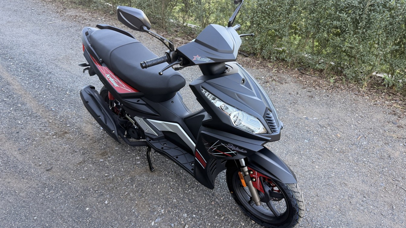Skútr MAXON ARDOUR 125ccm BLACK