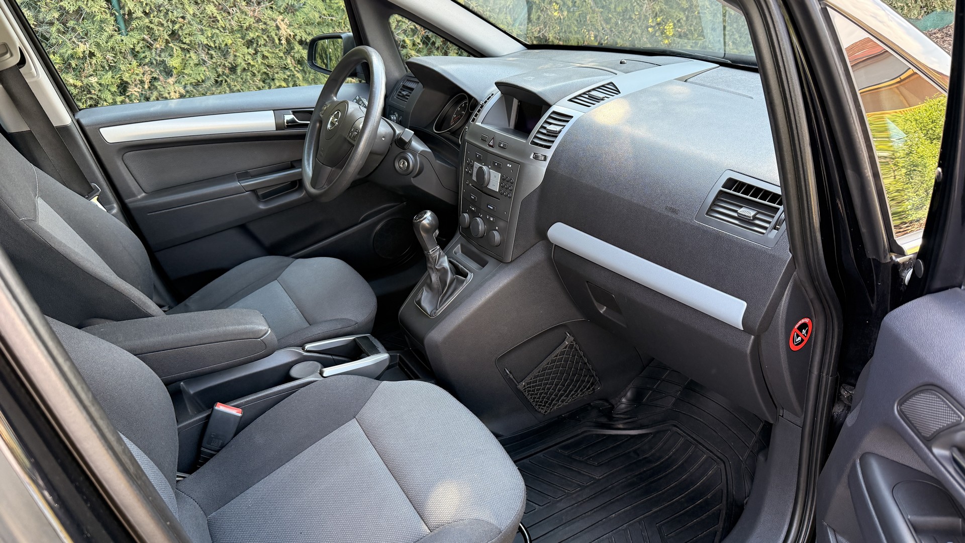 Opel Zafira 1.6i 77kW