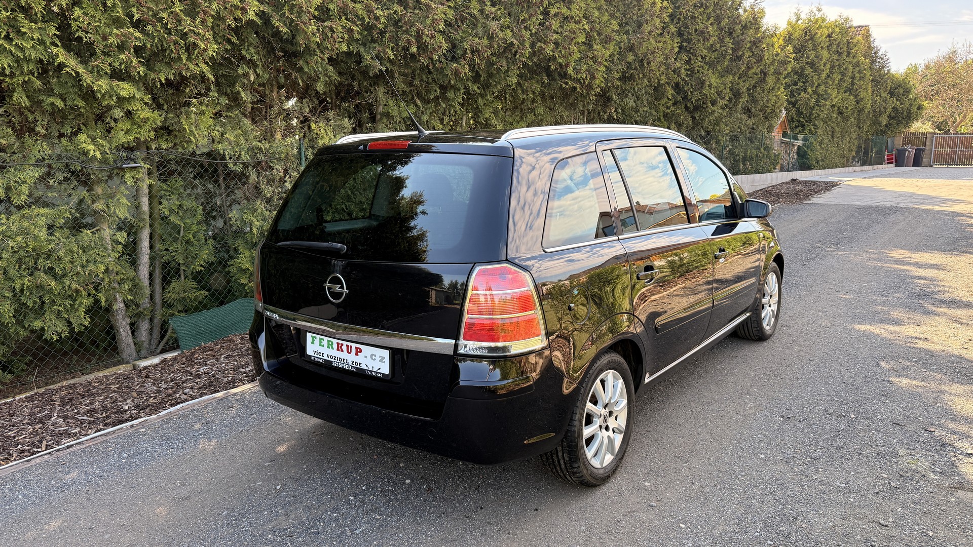 Opel Zafira 1.6i 77kW