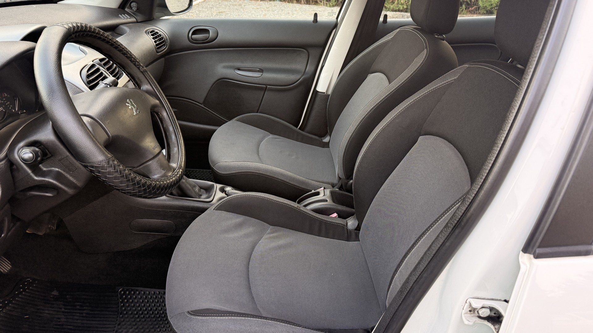 Peugeot 206 1.4i 55kW